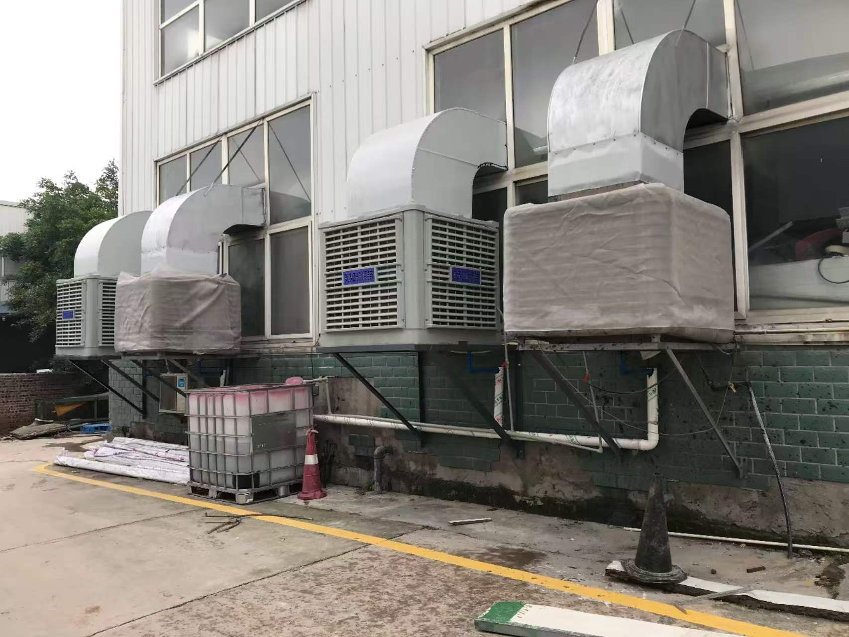 蒸发冷空调外墙安装实拍